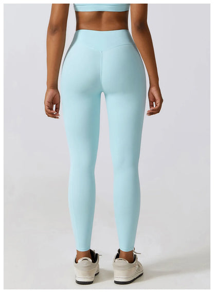 Leggins de cintura media con corte en V